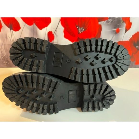 Alberto Torresi Size 38 (W7) Quilted ankle boots. NWT. - Picture 7 of 9